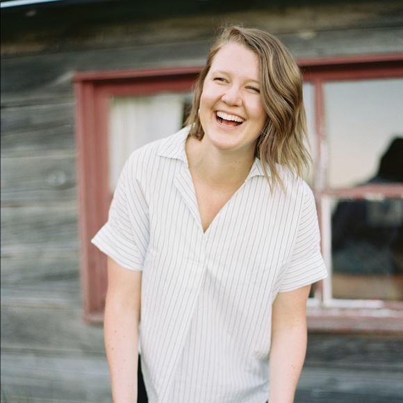 Meet your Posher, Annika - Picture 1 of 1